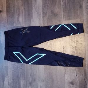 2xu cropped leggings